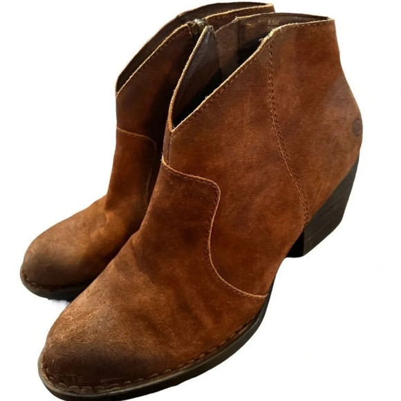 BORN MCKENZIE RUST TOBACCO - WOMENS ankle bootie size 8 - Picture 3 of 16